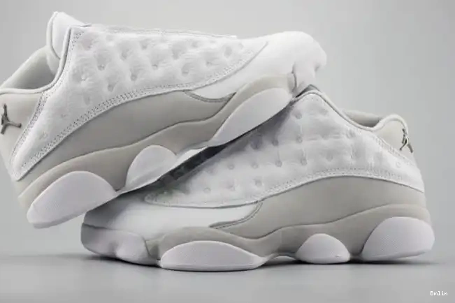 Boostmaster lin LowPure Air 310810-100 mens Money Jordan 13 white 0524
